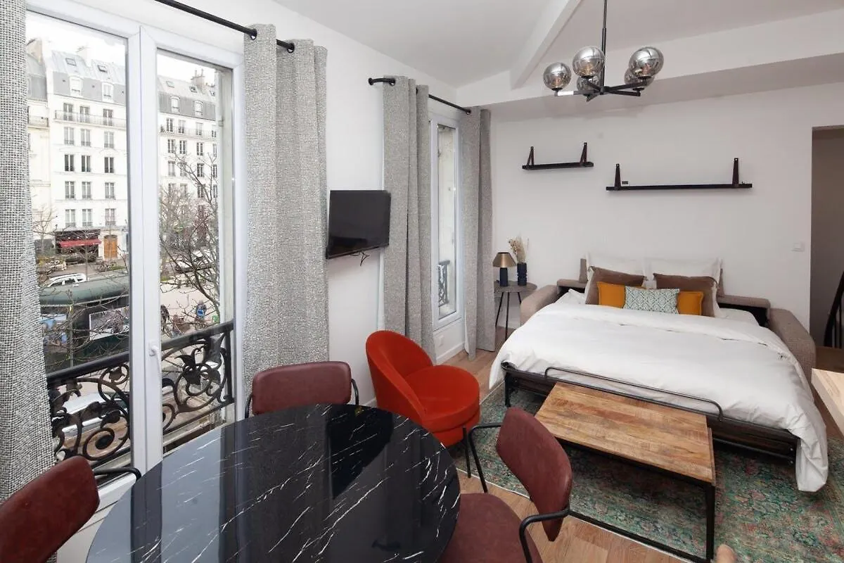 Paris 15 - Tour Montparnasse - Bd Pasteur - 2 Pieces Apartment 0*,