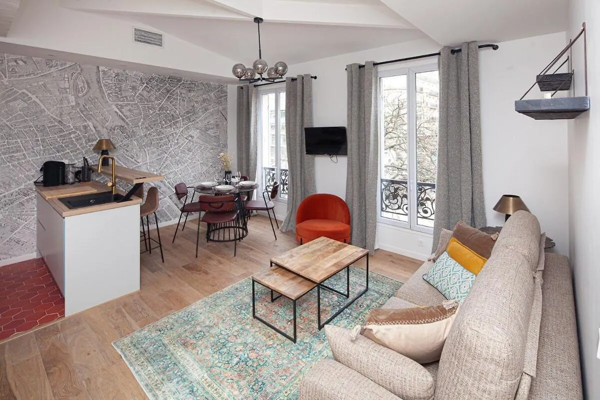 Paris 15 - Tour Montparnasse - Bd Pasteur - 2 Pieces Apartment
